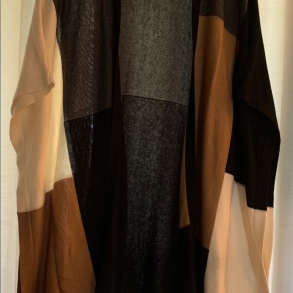 August Silk Color Block Cardigan Sweater Pancho M